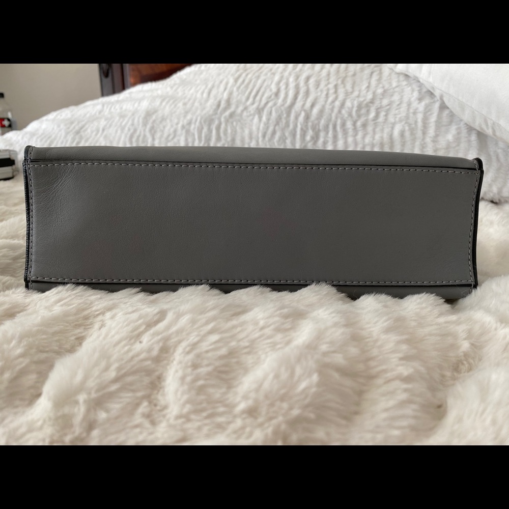 Authentic Marc Jacobs Double Link 27 Shoulder Bag - image 7